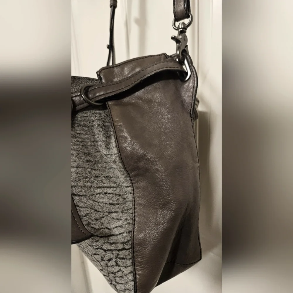 KOOBA Parker Neiman Marcus Gray  LEATHER PURSE crossbody bucket handbag - Picture 7 of 16